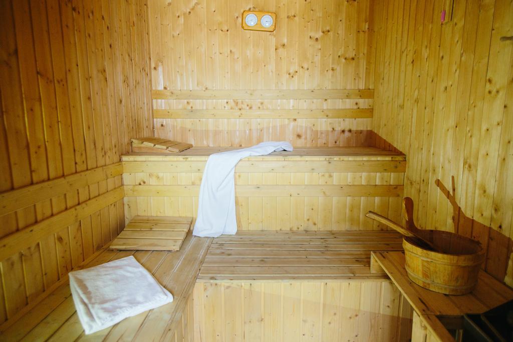 Hotel Superski Cavnic Exteriör bild
