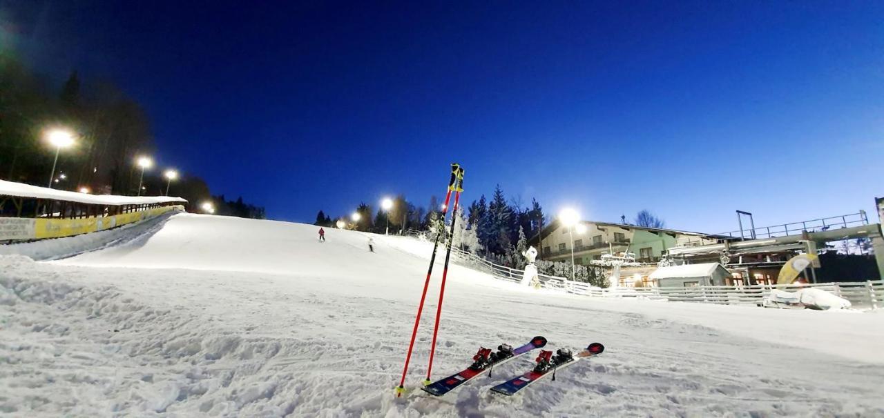 Hotel Superski Cavnic Exteriör bild